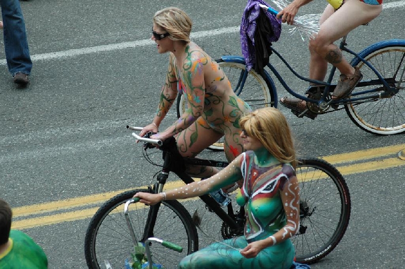 Seattle Fremont Parade Summer Solstice d'été nude cyclists 2008