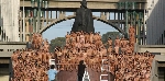 spencer_tunick_2006_caracas_venezuela
